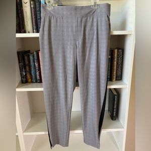 These are Athleta’s Brooklyn Ankle Pant in size 10.